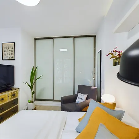 Comfortable Studio For 2 People With Bathtub And Balcony In Warsaw By Noclegi Renters Eksteriør bilde